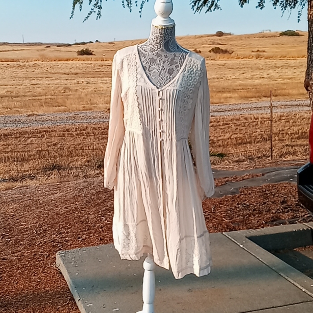Women's dress